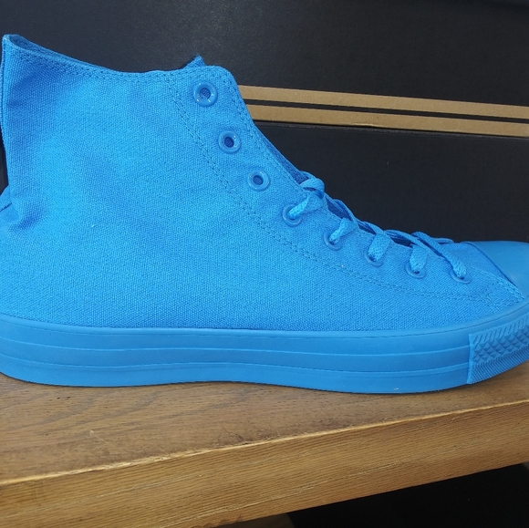 🆕Converse | CTAS HI Top Unisex Sneakers - Picture 6 of 8